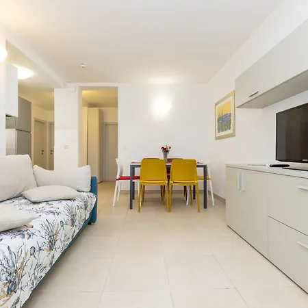 Velo Jedro Apartmani Punta Veli Losinj Exterior photo